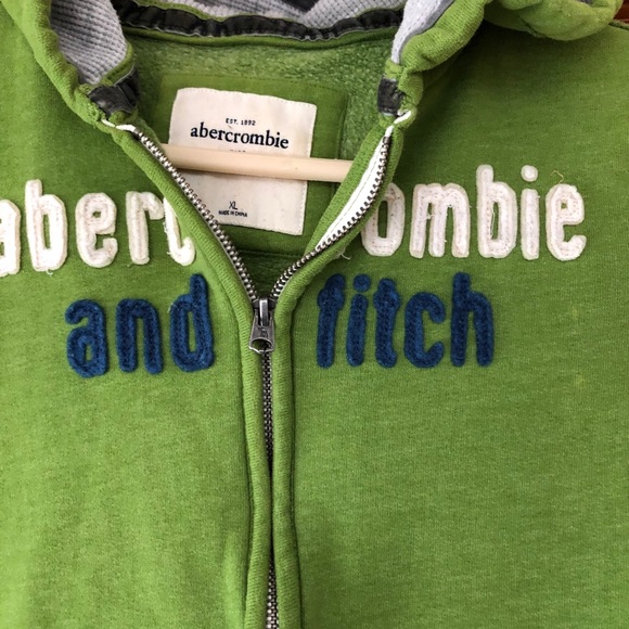 Sweatshirt - Picture 3 of 7